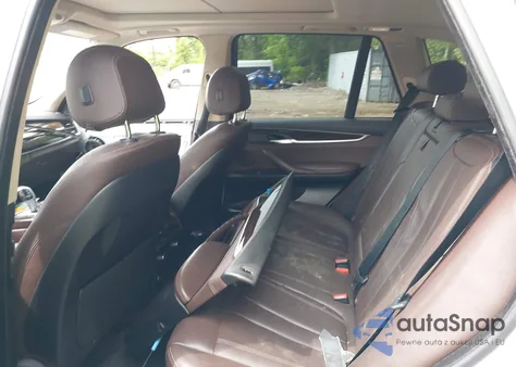 2016 BMW X5 xDrive35I z USA, uszkodzony, nr VIN 5UXKR0C57G0U09269